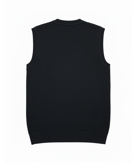 سترة سوداء بدون أكمام – محبوكة بشكل مضلع، رقبة على شكل حرف V