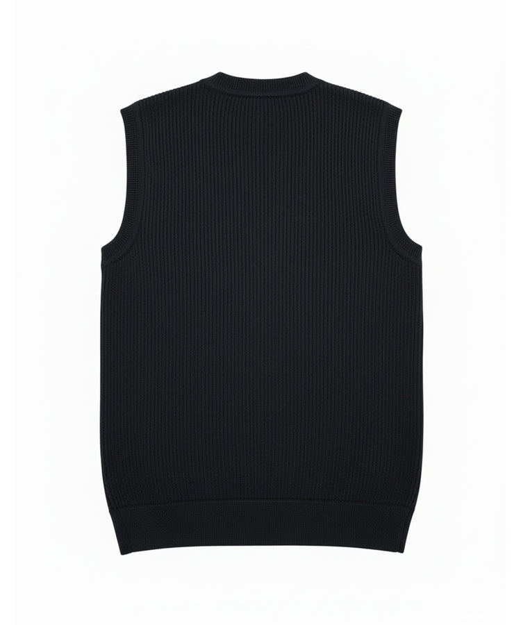 سترة سوداء بدون أكمام – محبوكة بشكل مضلع، رقبة على شكل حرف V